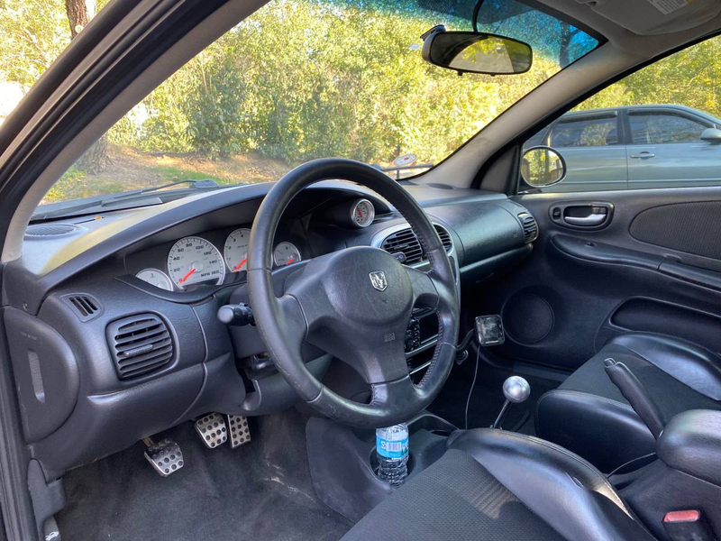 Illustration for article titled At $2,600, Would You Knock Around In This 2004 Dodge Neon SRT-4?